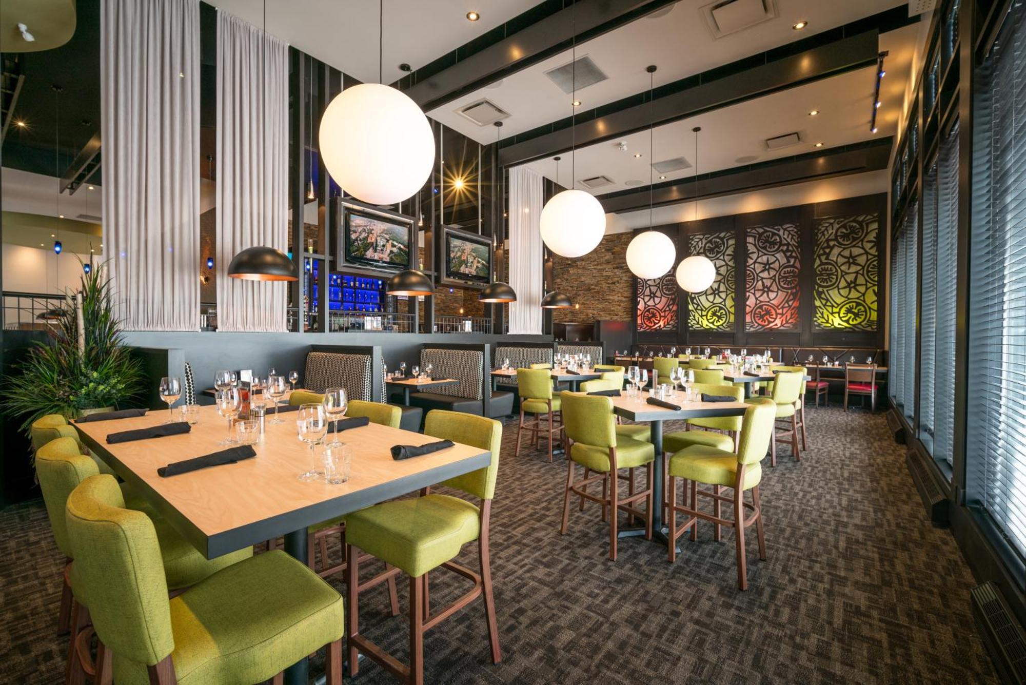 Acclaim Hotel By Clique Calgary Bagian luar foto