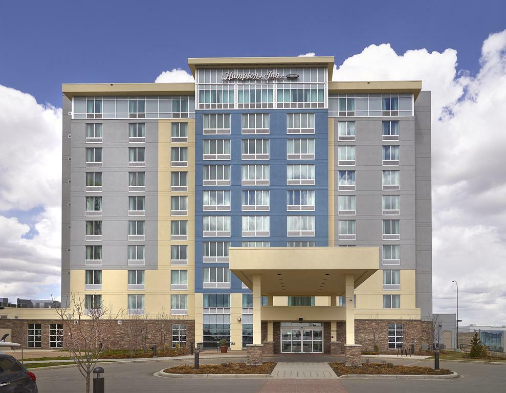 Acclaim Hotel By Clique Calgary Bagian luar foto
